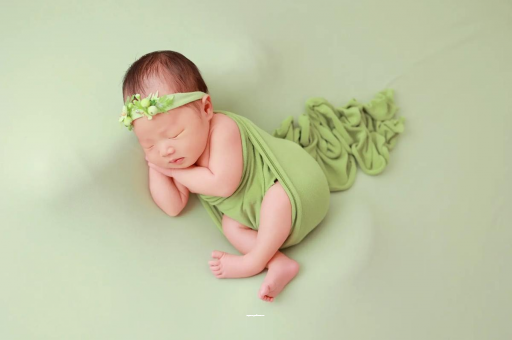 岑溪宝宝在肚子里打嗝 岑溪宝宝在肚子里打嗝